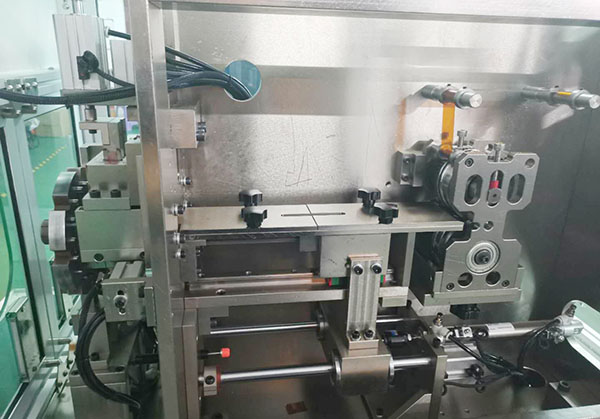 全自动槽纸机特点